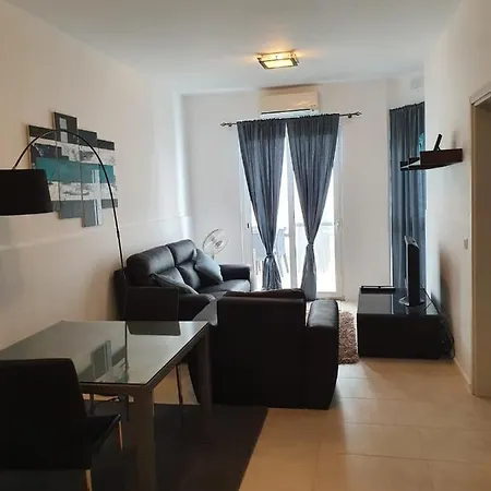 Apartmán Modern In Swieqi Malta